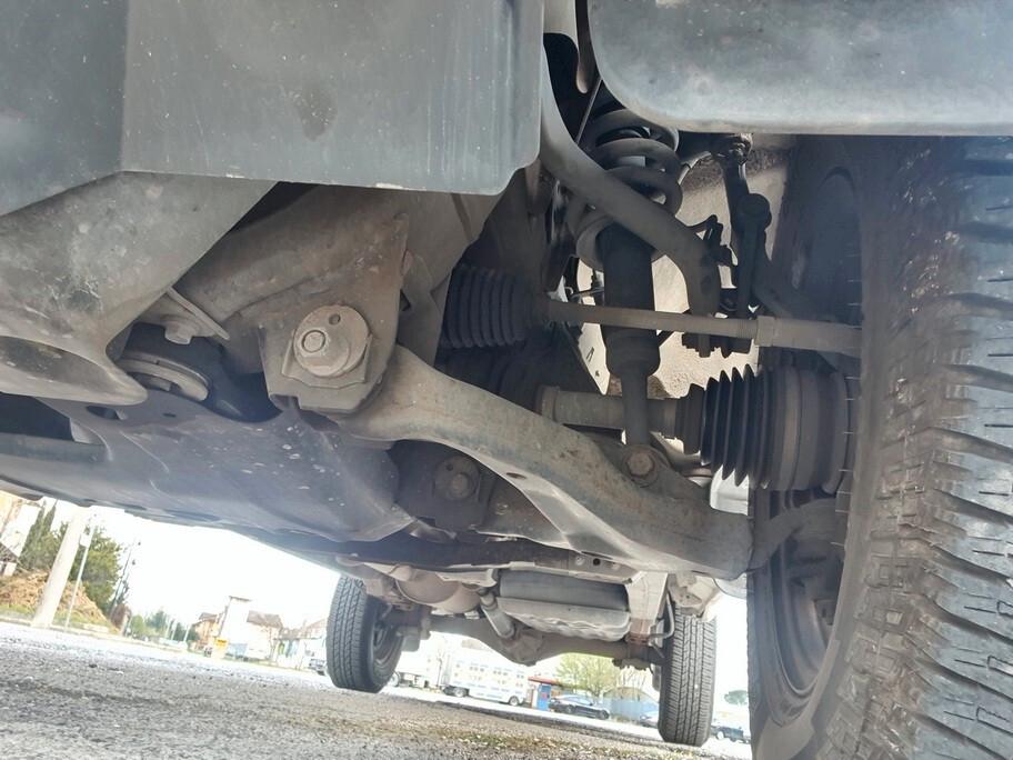 Toyota Hilux 2.5 D4D 120CV 4x4 Cab. Corta