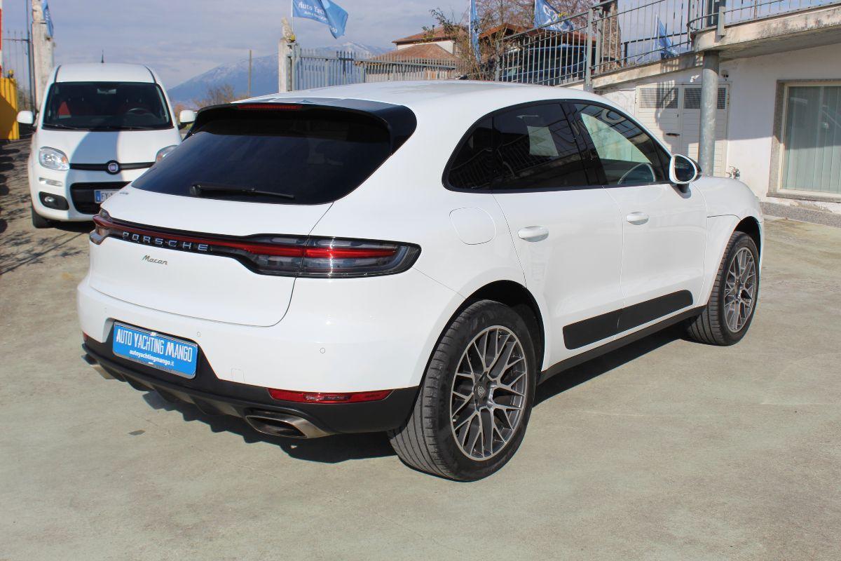 PORSCHE - Macan - 2.0 PDK Full Optionals