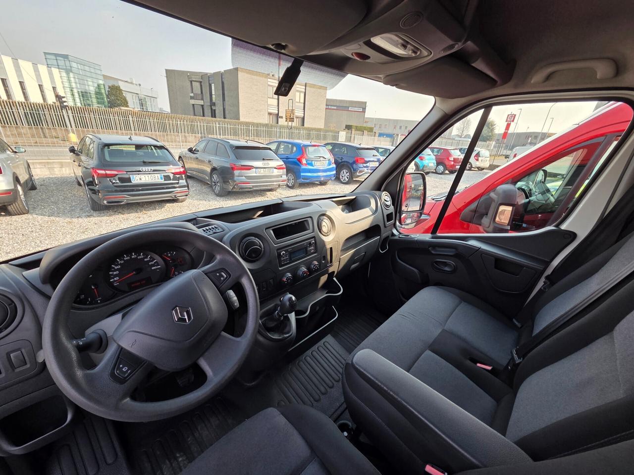 Renault master