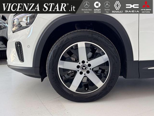 MERCEDES-BENZ GLB 180 d SPORT