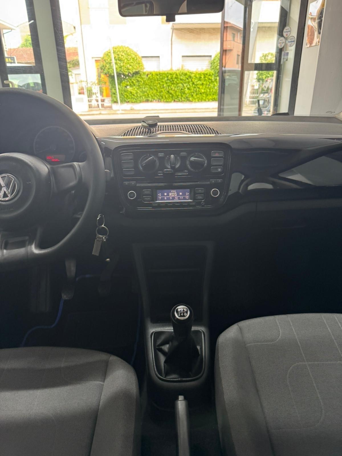 Volkswagen up! 1.0 3p. take