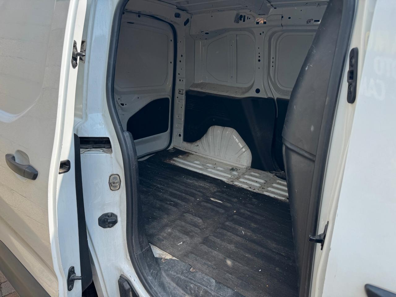 Peugeot Partner 1.5 bluehdi 102cv L1 E6d Premium