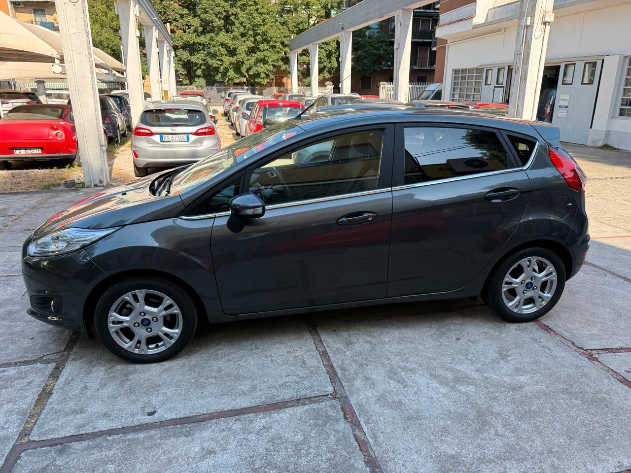 Ford Fiesta 1.5 TDCi 75CV 5 porte Titanium