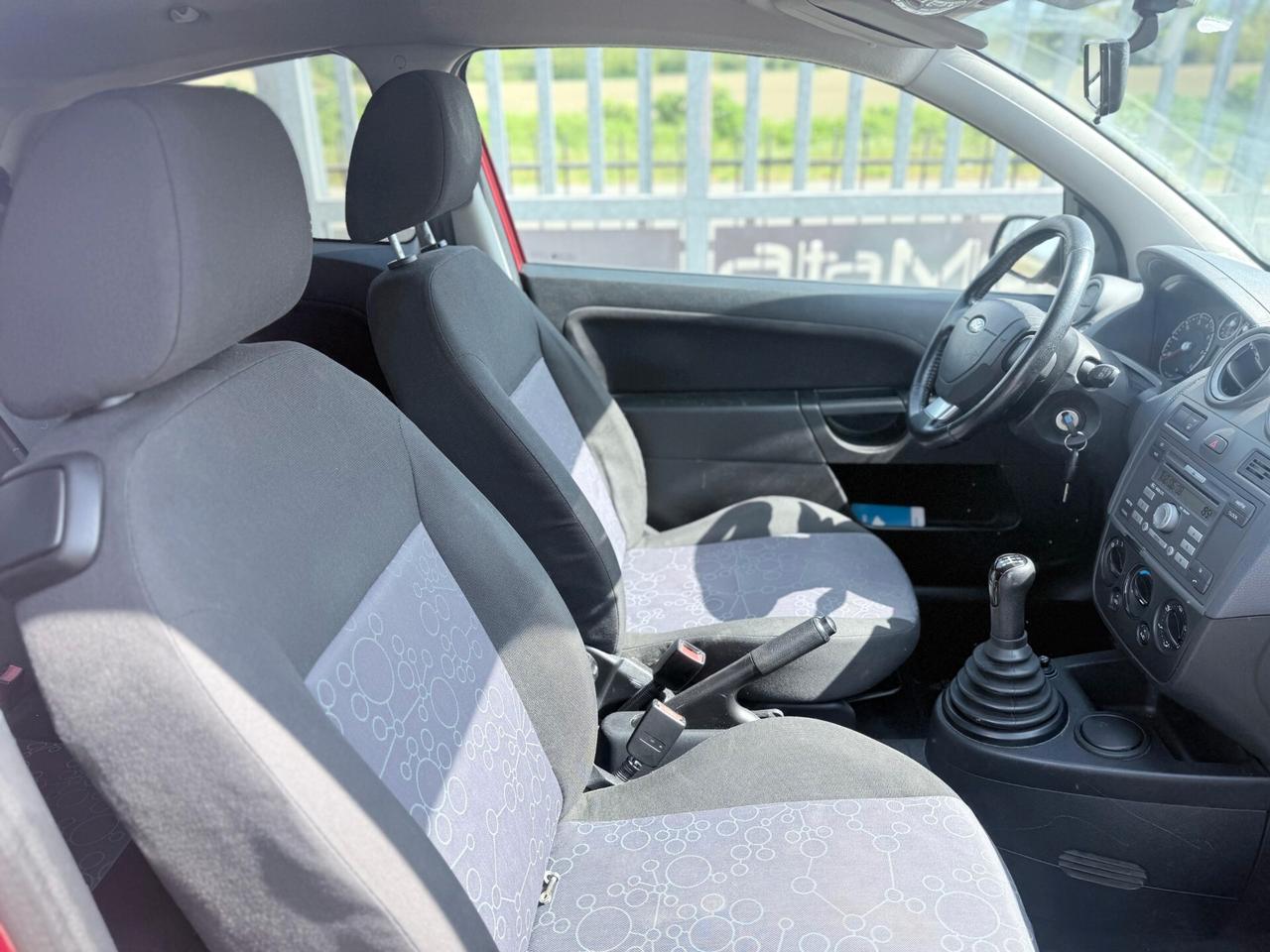 Ford Fiesta 1.2 BENZINA NEOP.