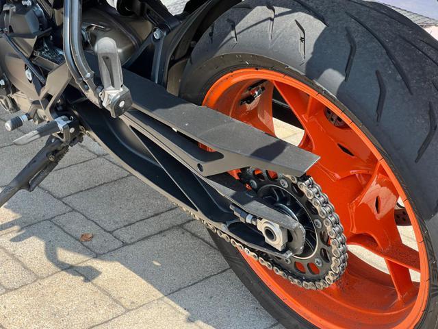 KTM 890 Duke 890 DUKE