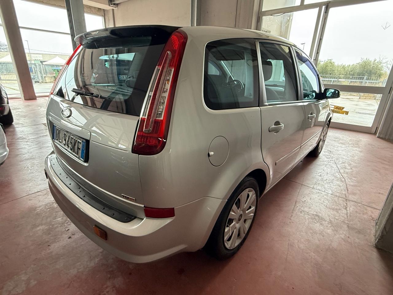 QUALITYCARS PESCARA PROPONE Ford C-Max Focus 1.6 TDCi (90CV) Ghia