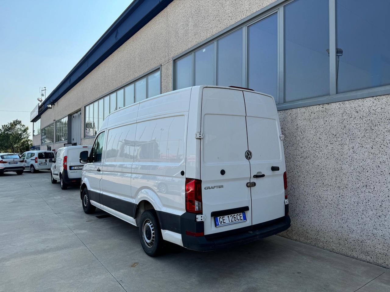 VOLKSWAGEN Crafter 30 2.0 TDI 140CV Furgone Business