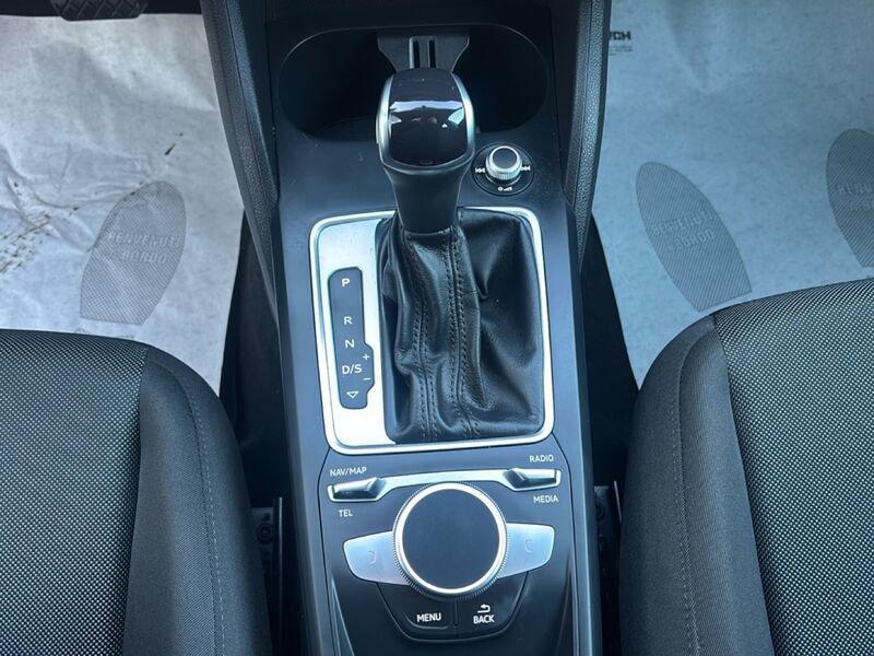 Audi Q2 Q2 35 TDI S tronic Business Quattro