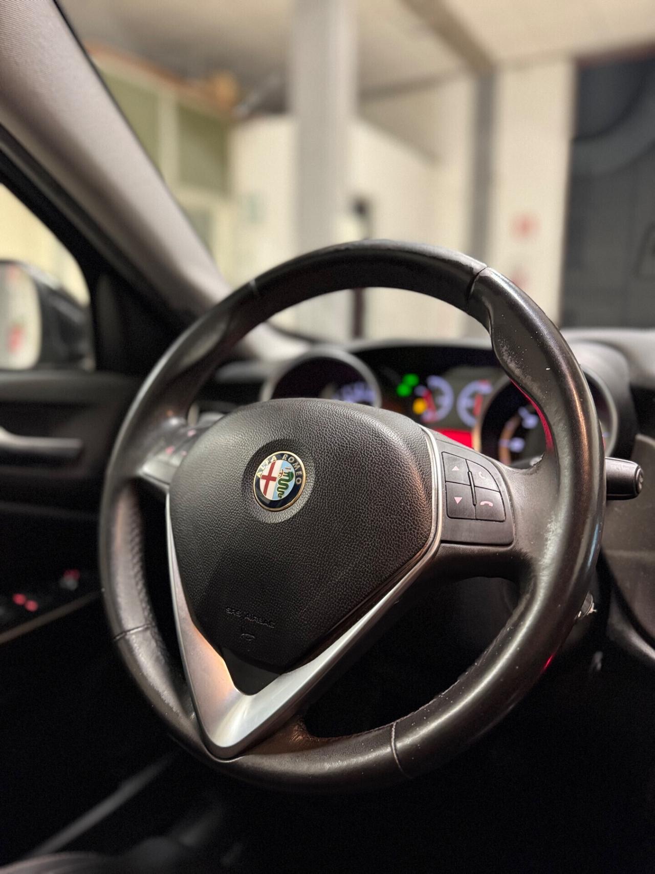 Alfa Romeo Giulietta 1.6 JTDm-2 105 CV Exclusive