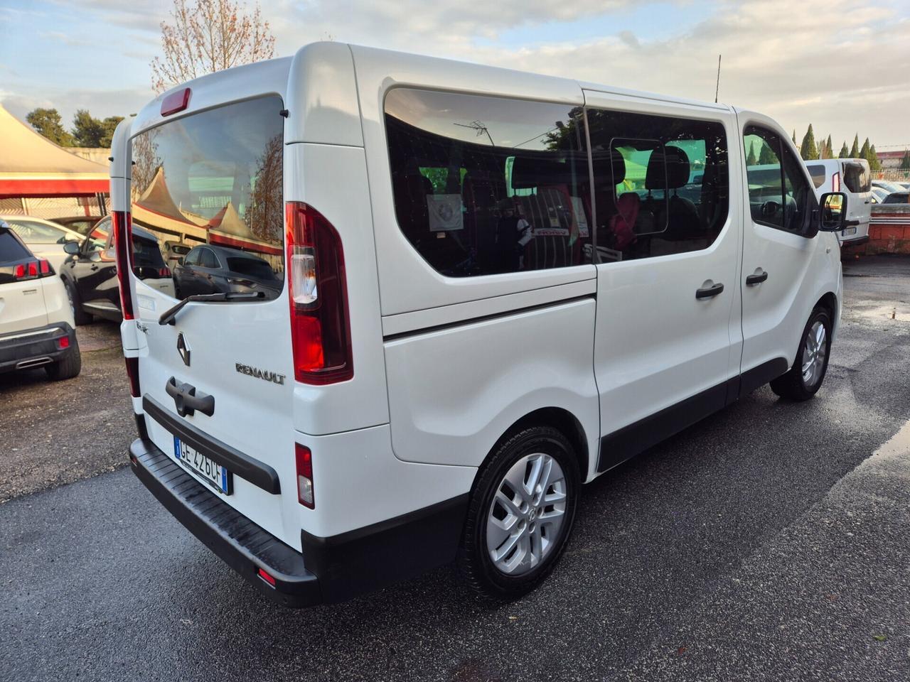 Renault Trafic T29 2.0 dCi 120cv Energy