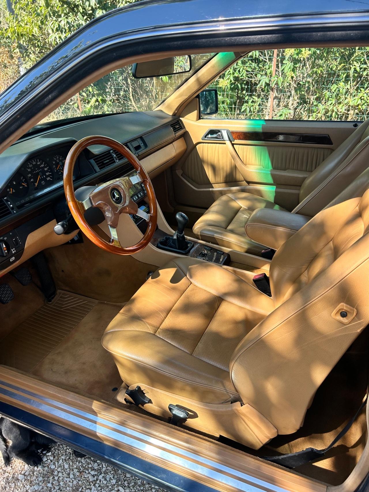 Mercedes-benz 300 200 CE cat Coupé