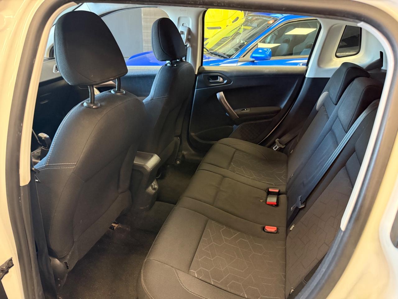 Peugeot 2008 BlueHDi S&S Active