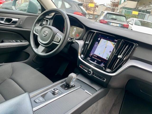 Volvo V60 B4 (d) Geartronic Momentum Business