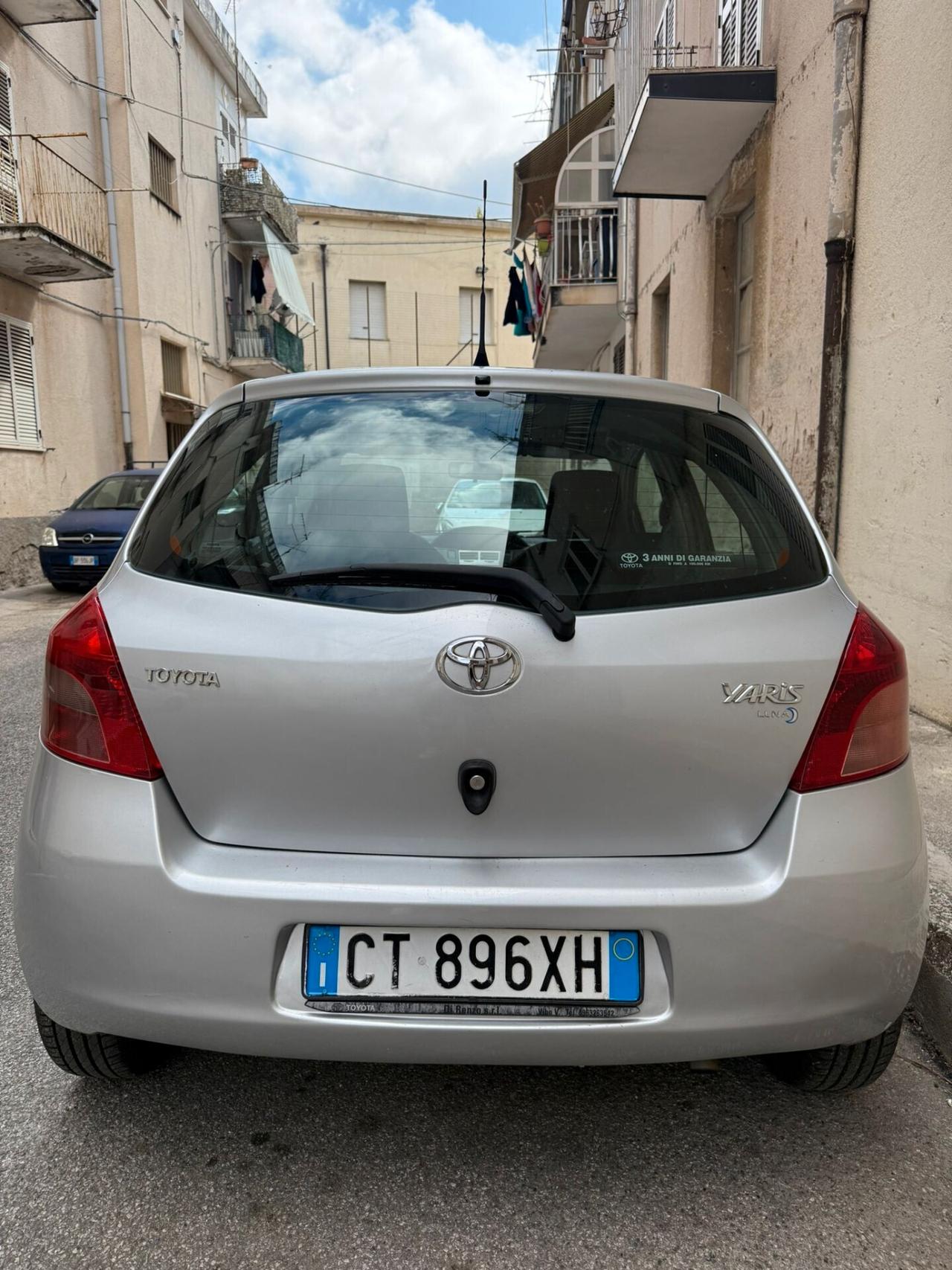 Toyota Yaris 1.3 5 porte Luna