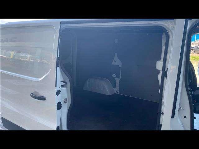 Renault trafic T27 2.0 dci 120cv L1H1
