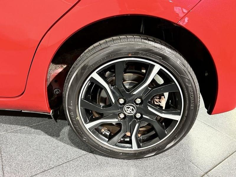 Toyota Yaris Yaris 1.5 Hybrid 5 porte Trend "Red Edition"AREA C FREE