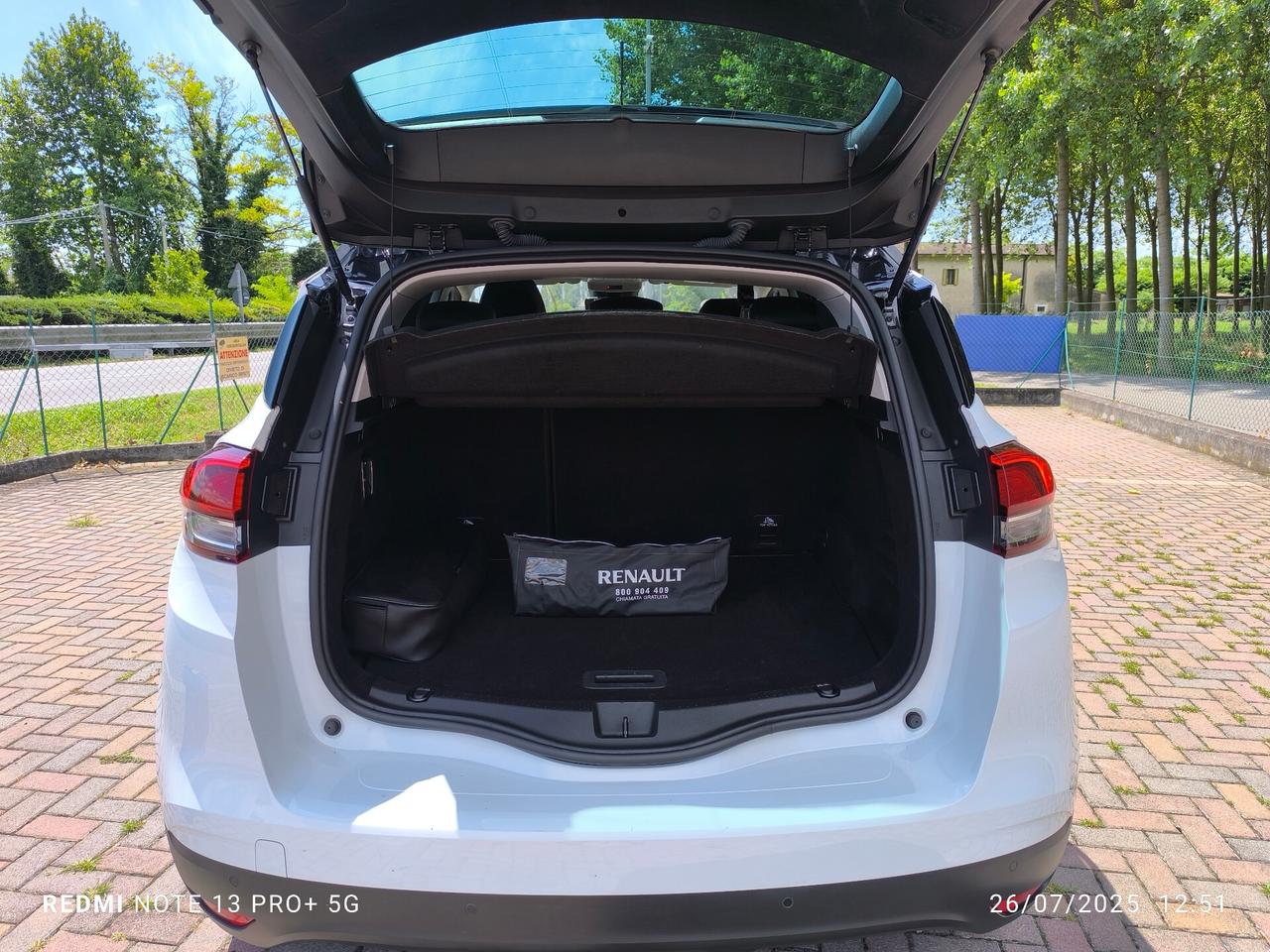 Renault Scénic Blue dCi 120 CV EDC Intens