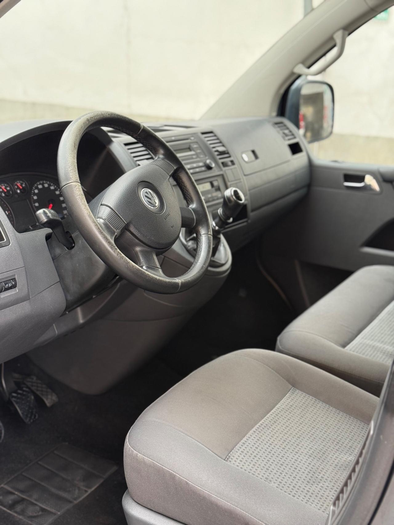 Volkswagen Transporter Caravelle 2.5 TDI/131CV PL Trendline