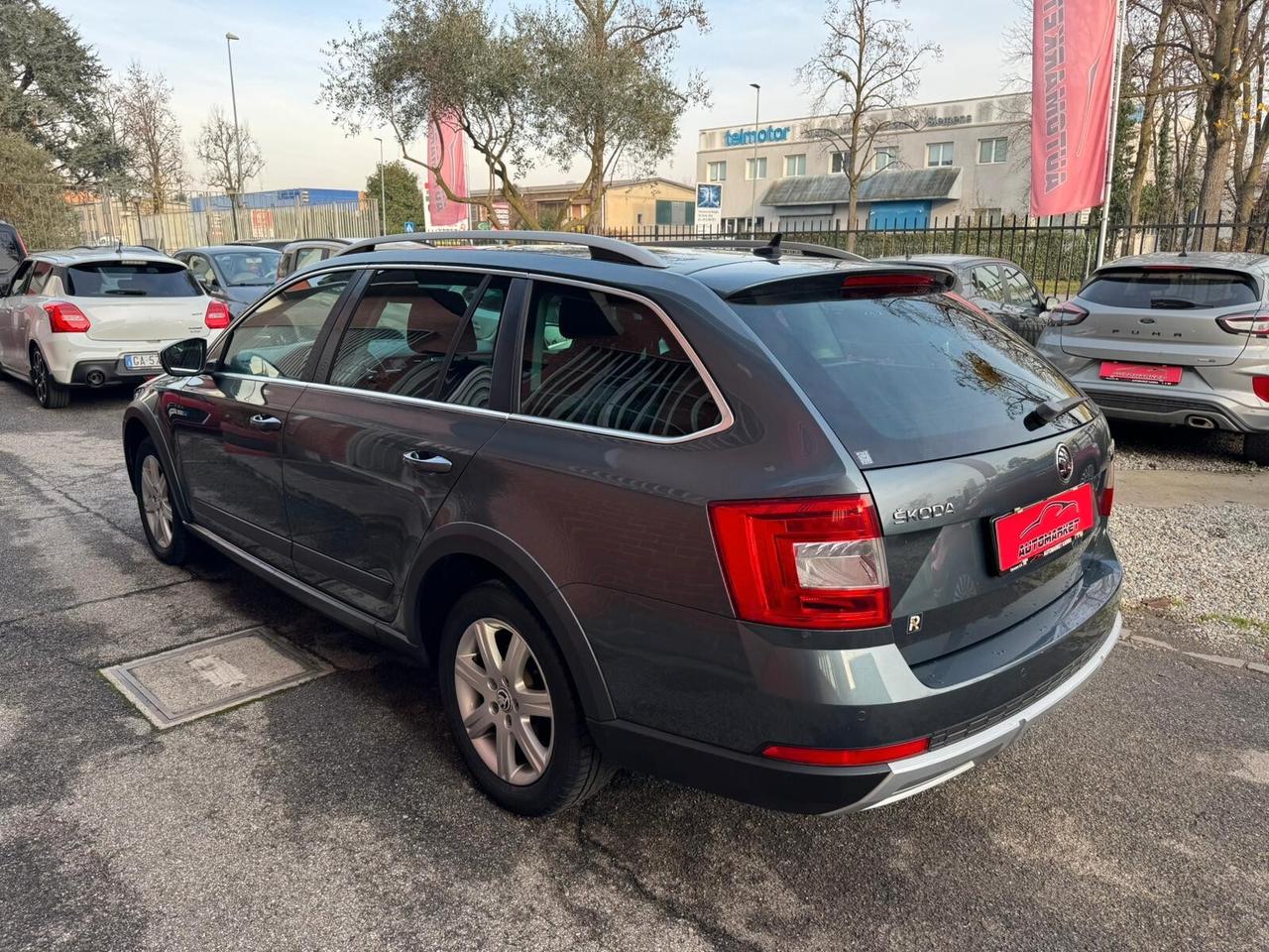 Skoda Octavia 2.0 TDI CR 184 CV 4x4 DSG Wagon Scout