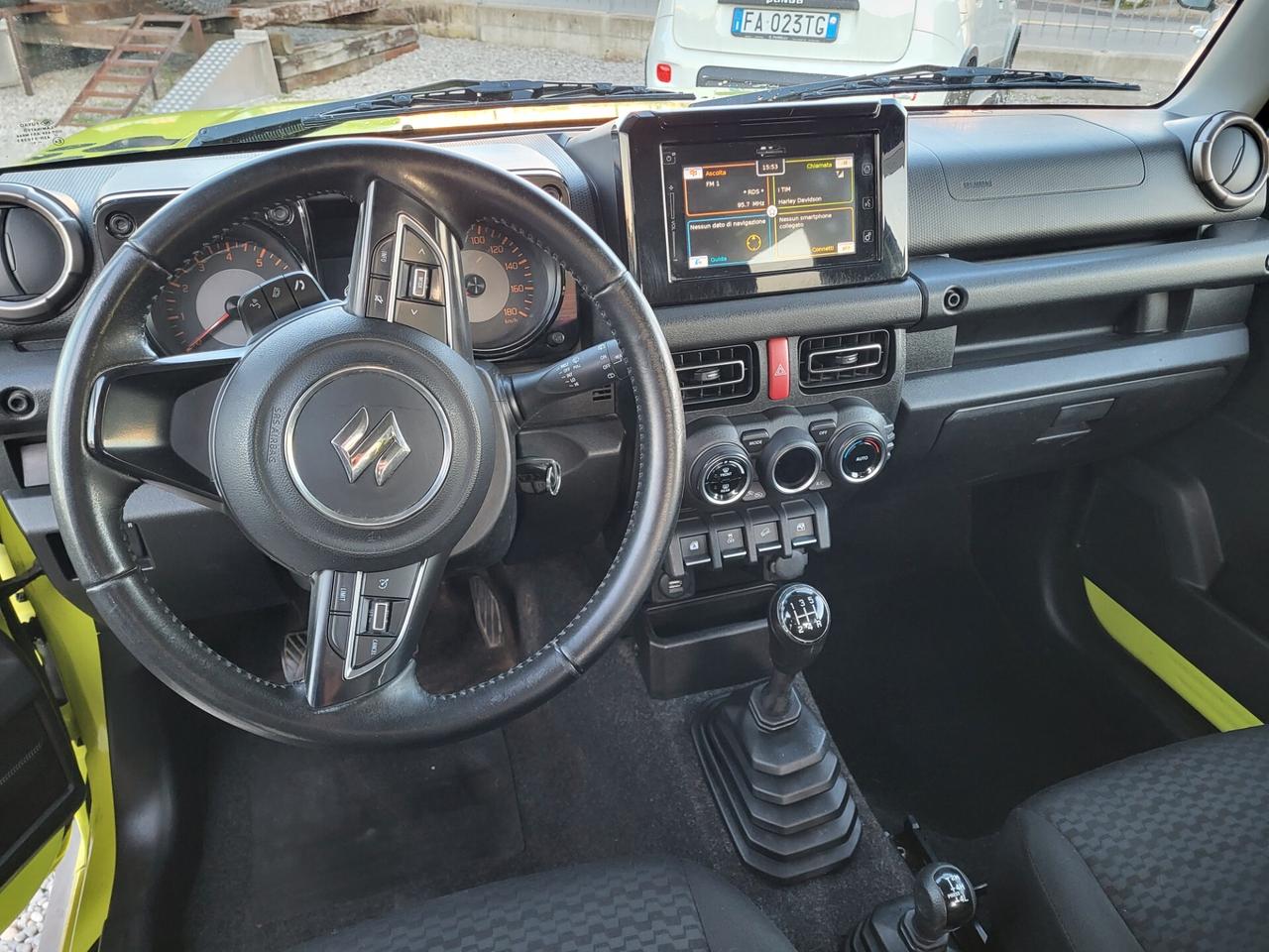 Suzuki Jimny 1.5 5MT Top