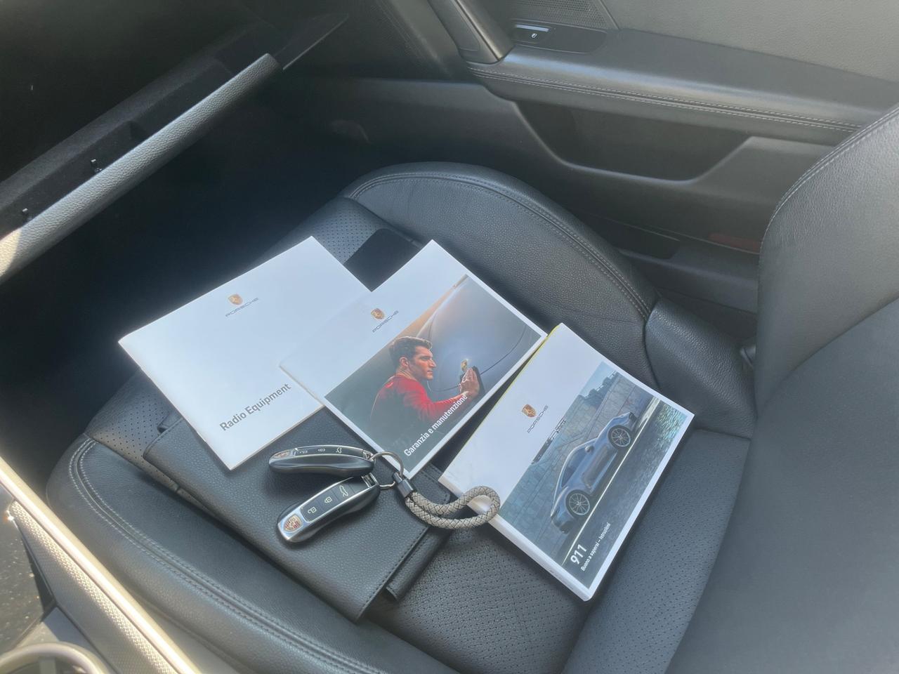 Porsche 911 Carrera 4S