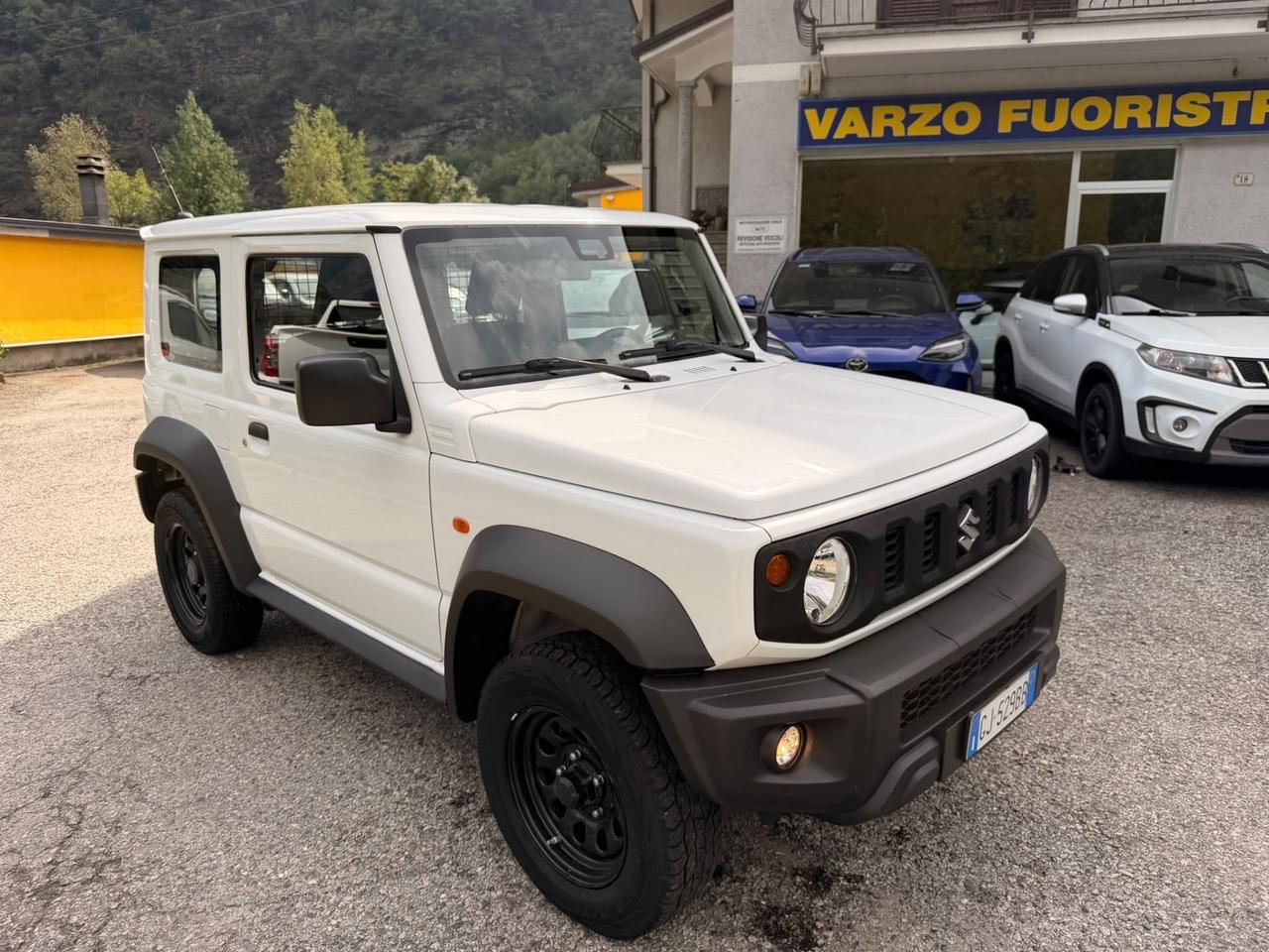 Suzuki Jimny 1.5 5MT PRO (N1)