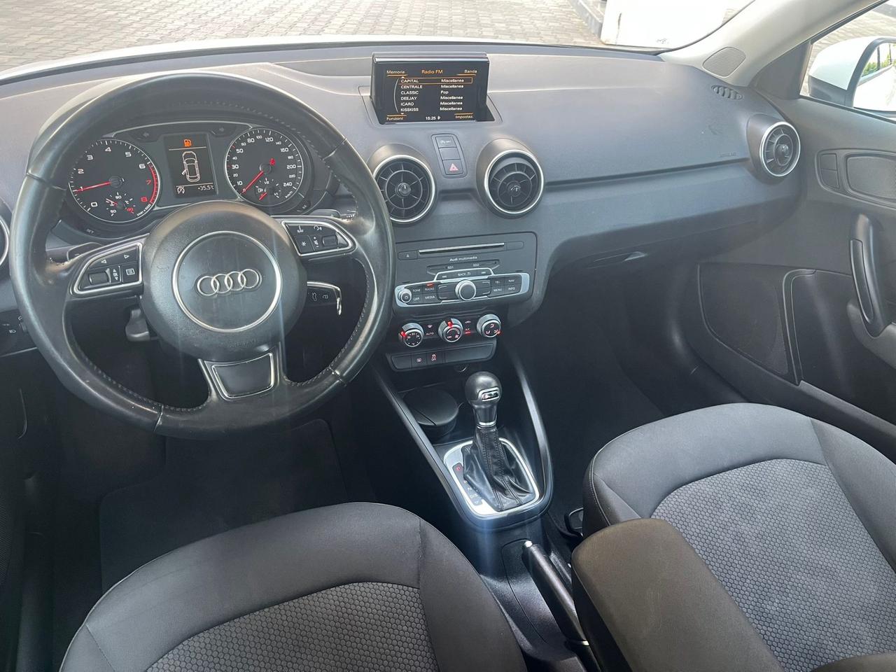 Audi A1 SPB 1.0 TFSI ultra S tronic Metal plus
