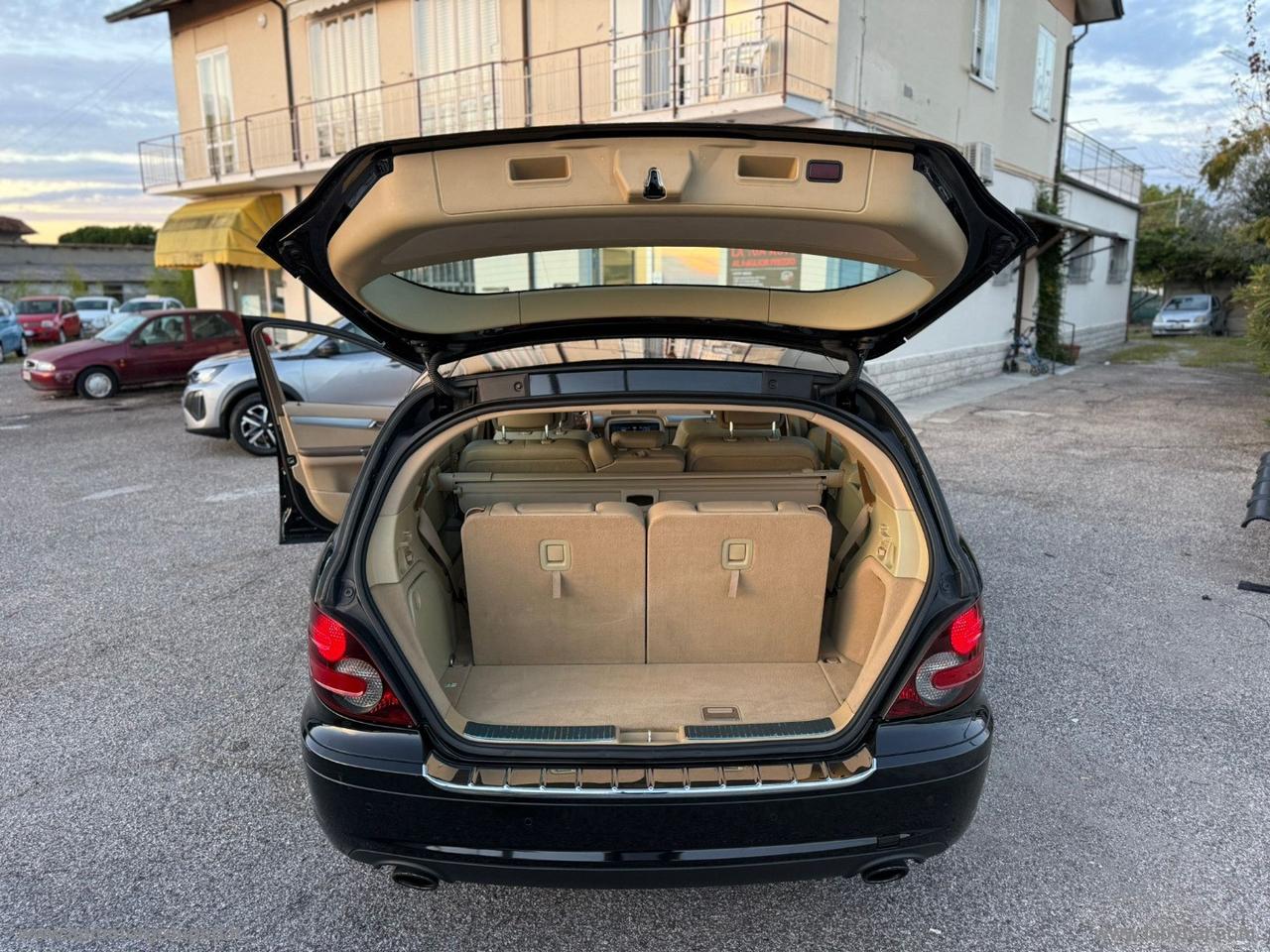 MERCEDES-BENZ R 320 CDI 4Matic Sport 7 POSTI