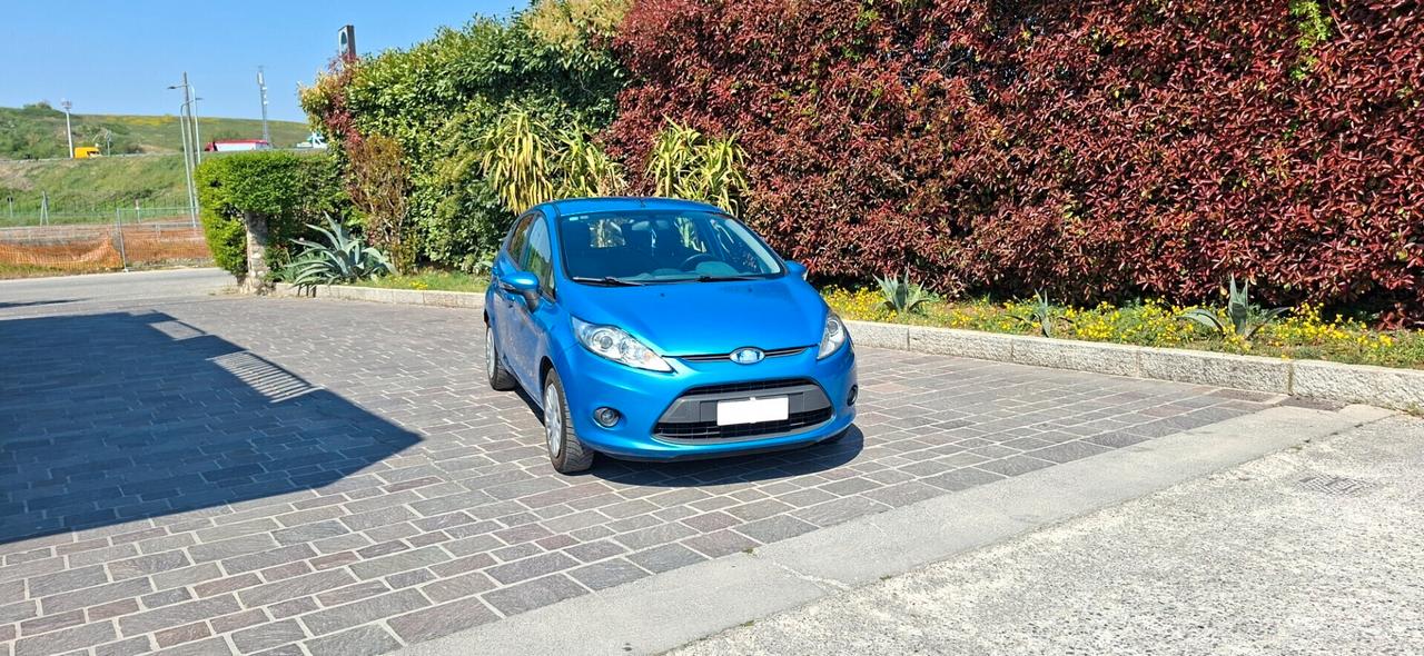 Ford Fiesta 1.2 5porte Titanium con Gpl