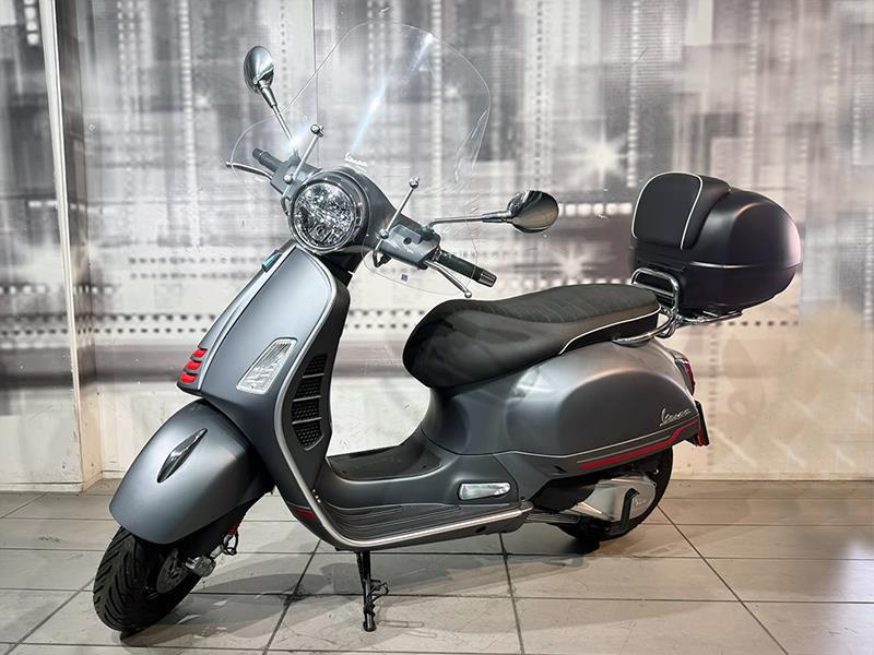 Vespa GTS 300 SuperSport HPE ABS