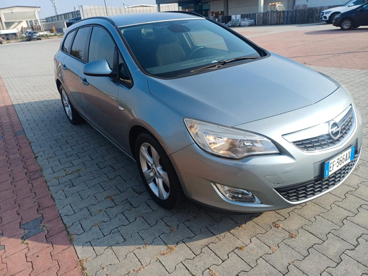 Opel Astra 1.7 CDTI 110CV Station Wagon Cosmo