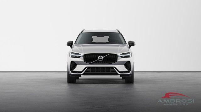 VOLVO XC60 B4 AWD mild hybrid Diesel Plus Dark