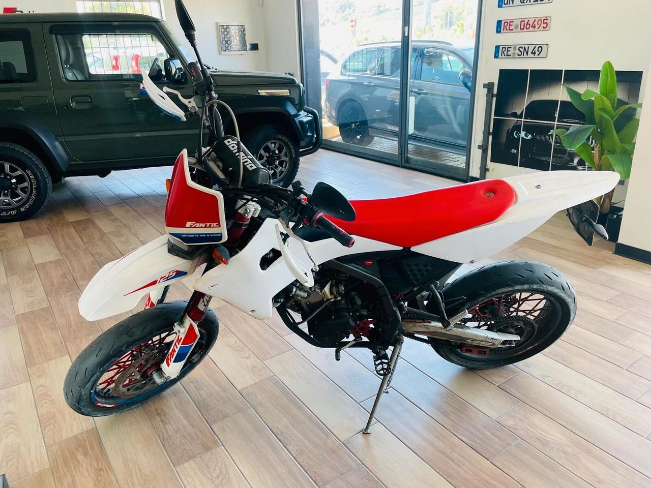 Fantic Motor Motard 125 Performance