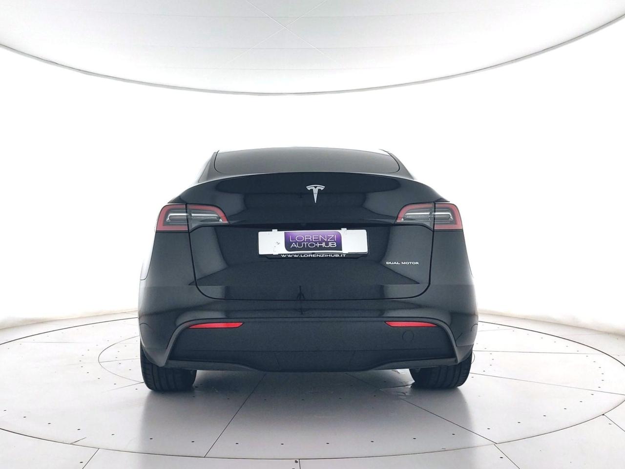 TESLA Model Y Long Range Dual Motor awd AUTOPILOT AZIENDALE IVA ESPOSTA