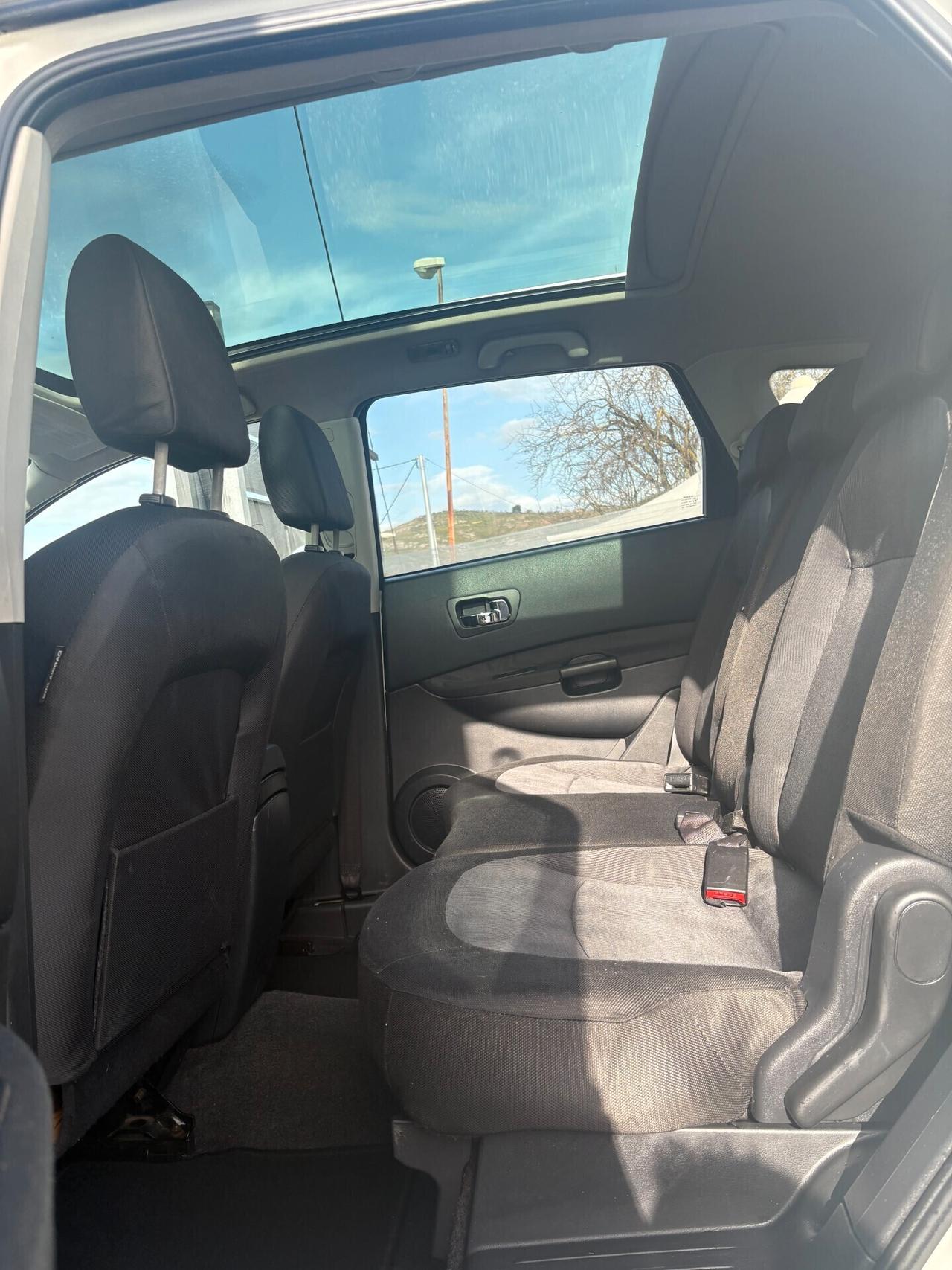 Nissan Qashqai N-TEC (7 POSTI) 2.0 dCi