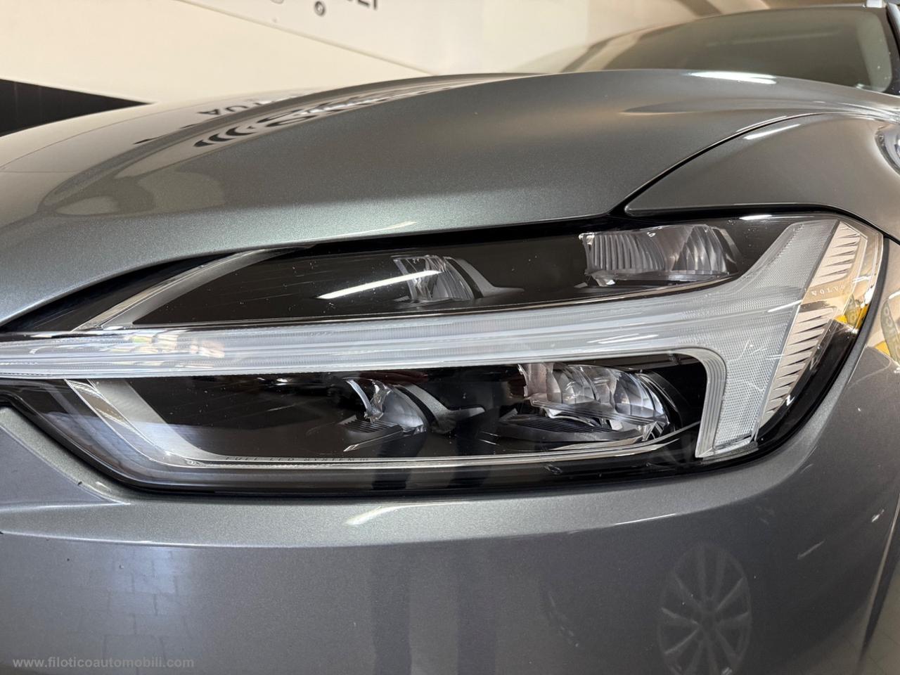 VOLVO XC60 B4 d AWD DIESEL Geartronic Business Plus MOTORE IBRIDO