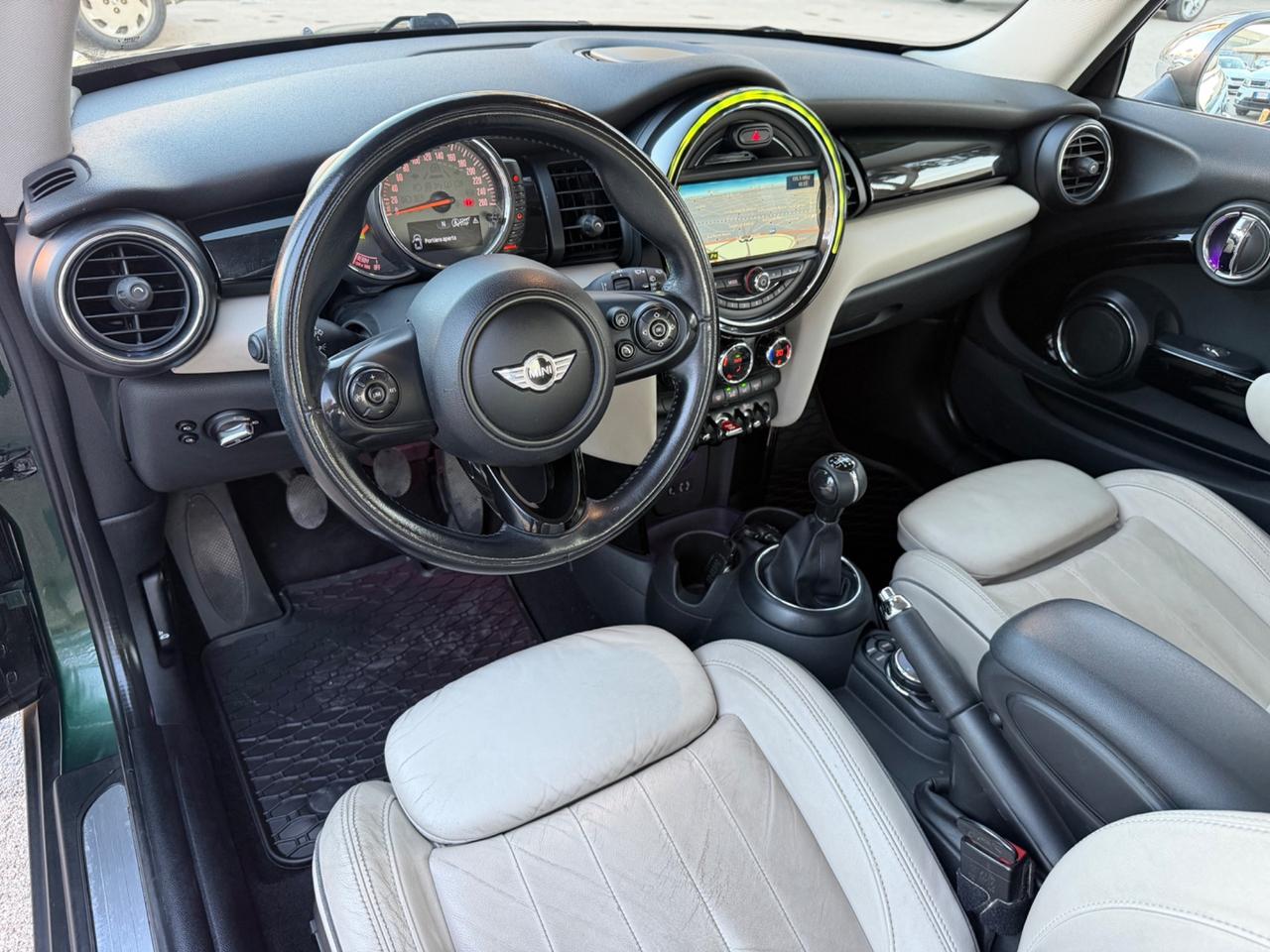 Mini Cooper D 1.5 diesel 116 cv 2014 Navig