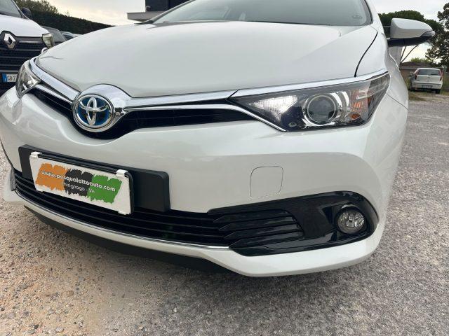 TOYOTA Auris Touring Sports 1.8 Hybrid Business