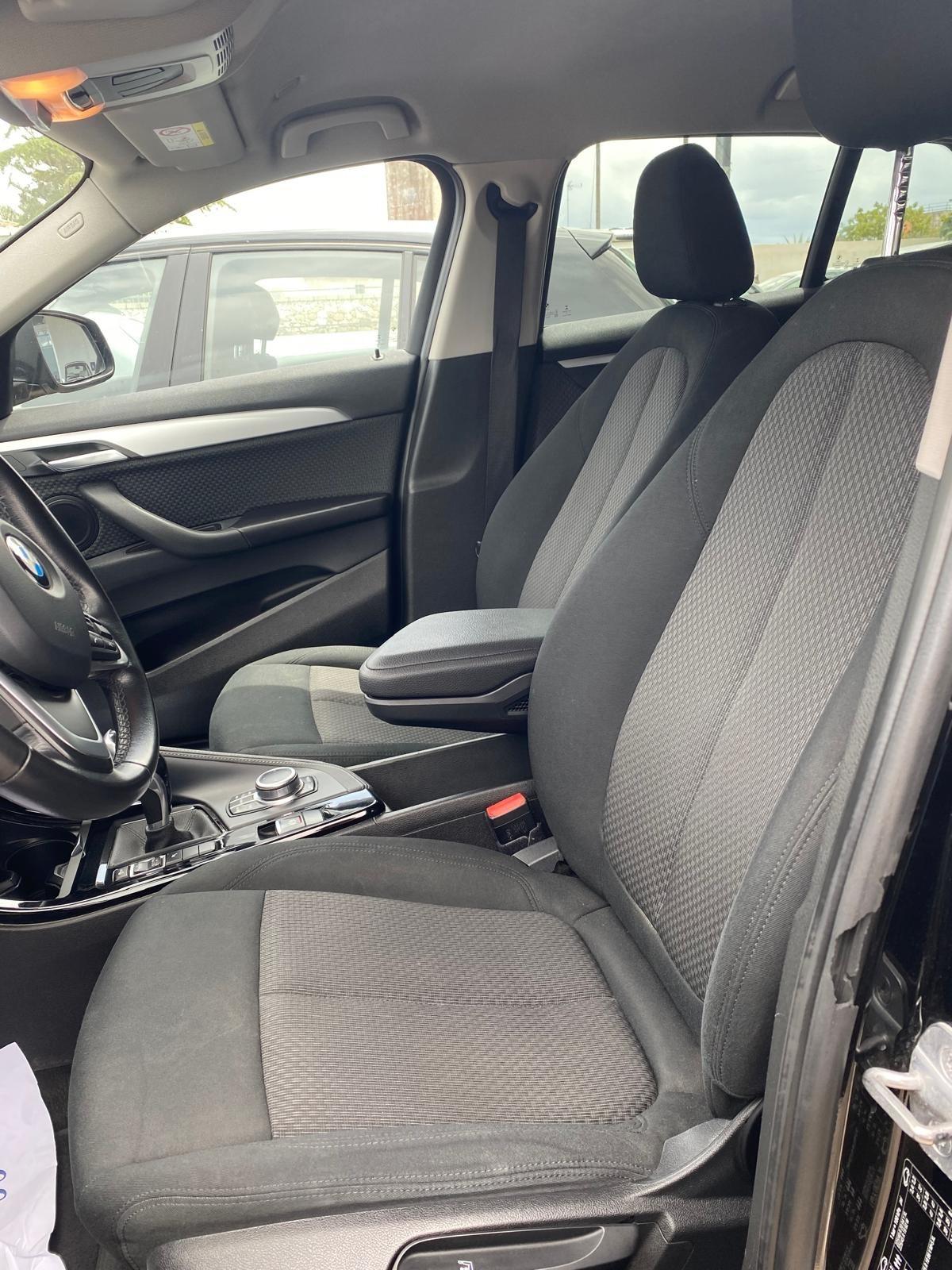 Bmw X2 sDrive18d Business-X