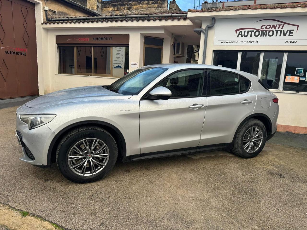 Alfa Romeo Stelvio 2.2 Turbodiesel 160 CV AT8 RWD Business