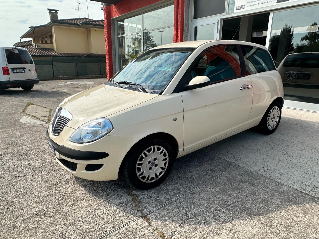 Lancia Ypsilon 1.2 GPL NEOPATENTATI