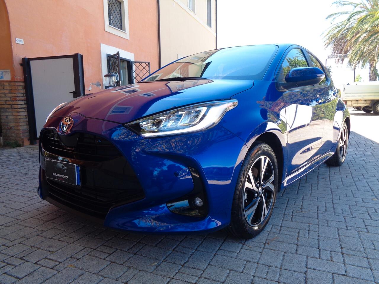 Toyota Yaris 1.5 Hybrid 5 porte Trend 7000 KM NESSUN VINCOLO DI FINANZIAMENTO