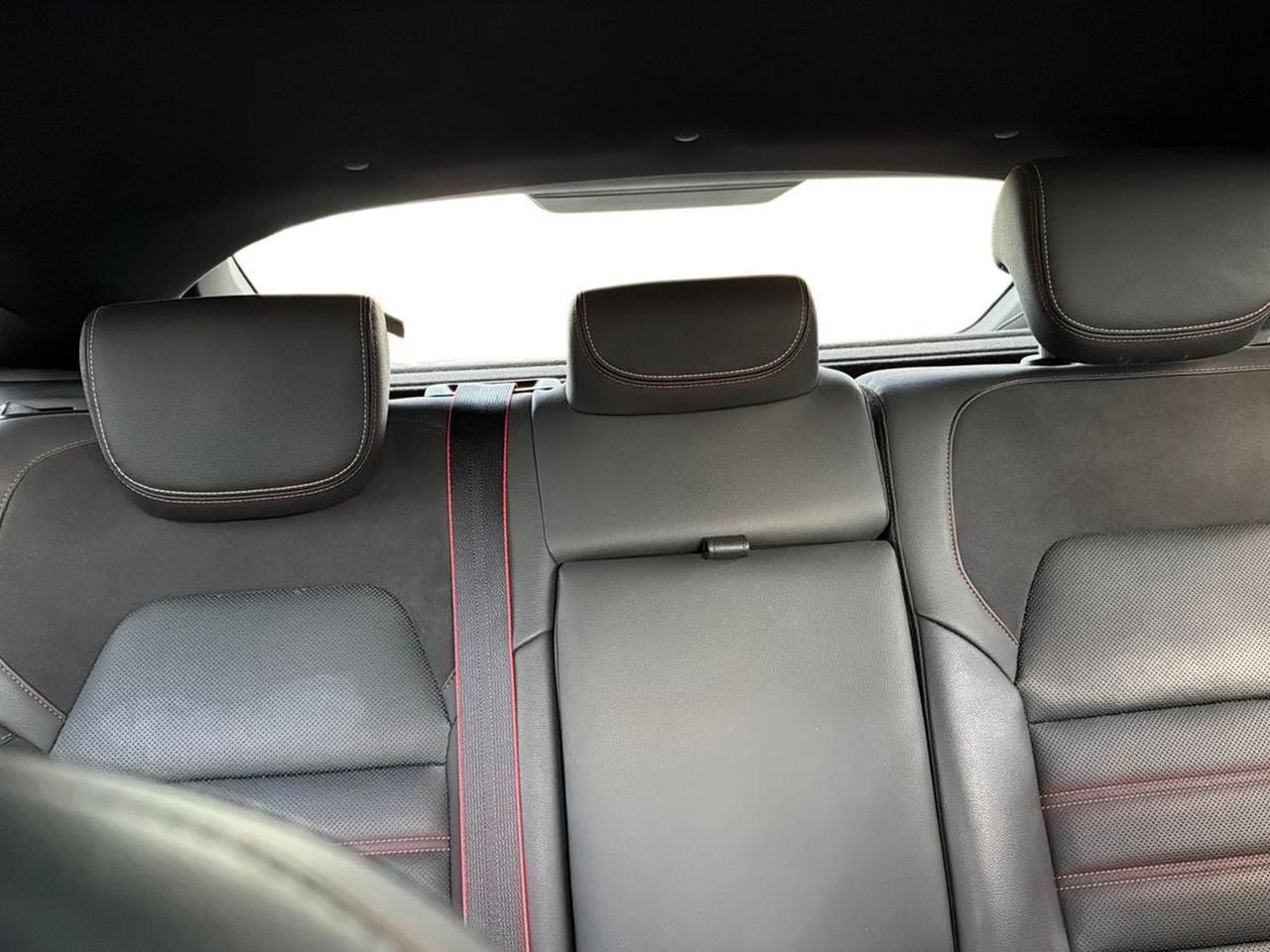 Renault Arkana 1.6 e-tech full hybrid r.s. line 145cv