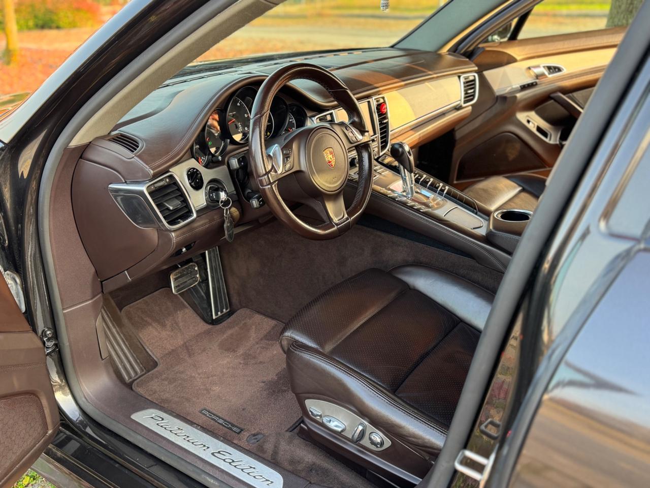 Porsche Panamera 3.0 Diesel PLATINUM EDITION