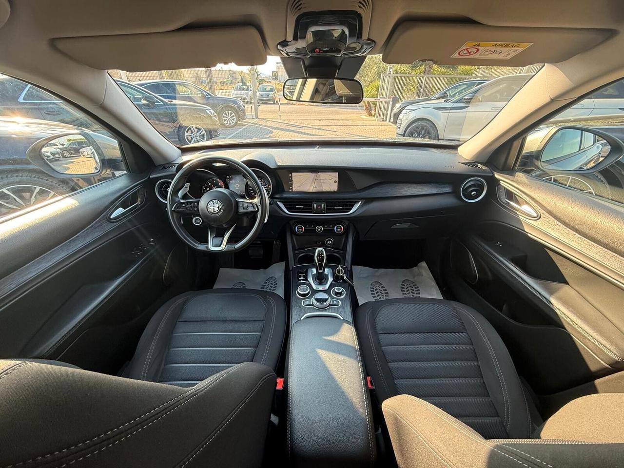Alfa Stelvio 2.2 160 CV AT8 RWD Super + Palette