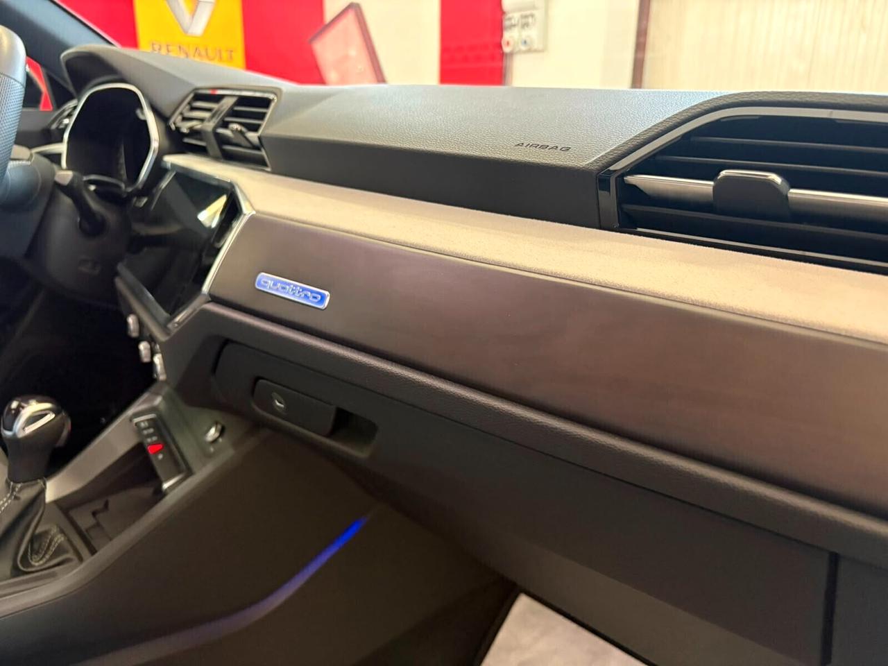 Audi Q3 SPB 40 TDI quattro Identity Black S line Edition