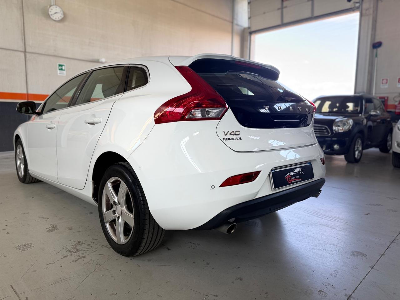 Volvo V40 D3 Geartronic Momentum