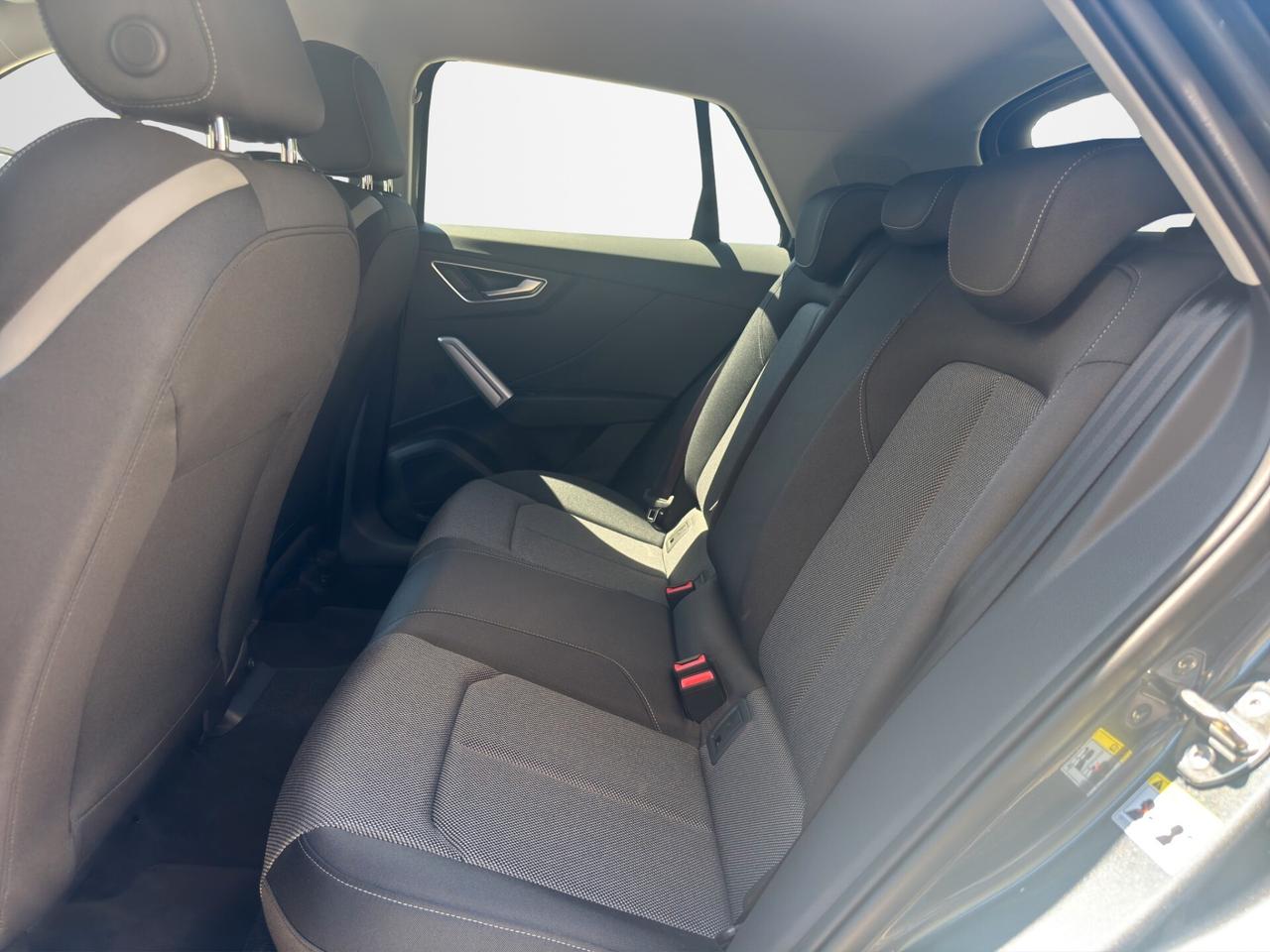 Audi Q2 30 TDI Identity Black