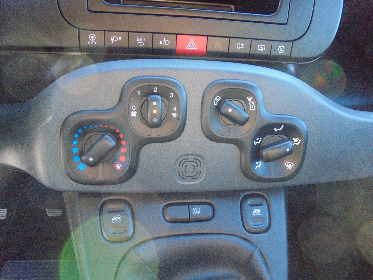 Fiat Panda 1.0 FireFly S&S Hybrid City Cross