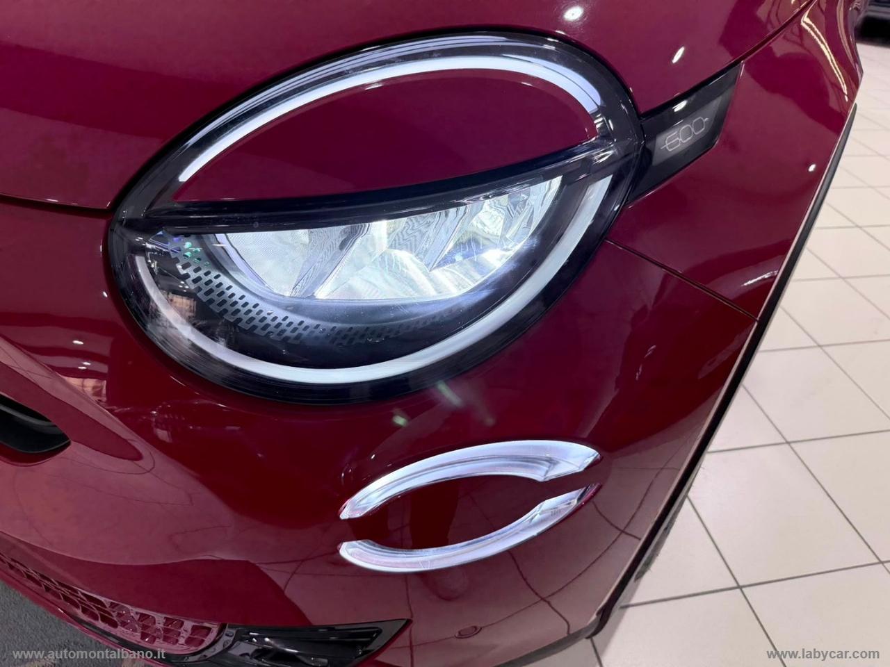 FIAT 600 Hybrid 145 CV DCT MHEV Pop